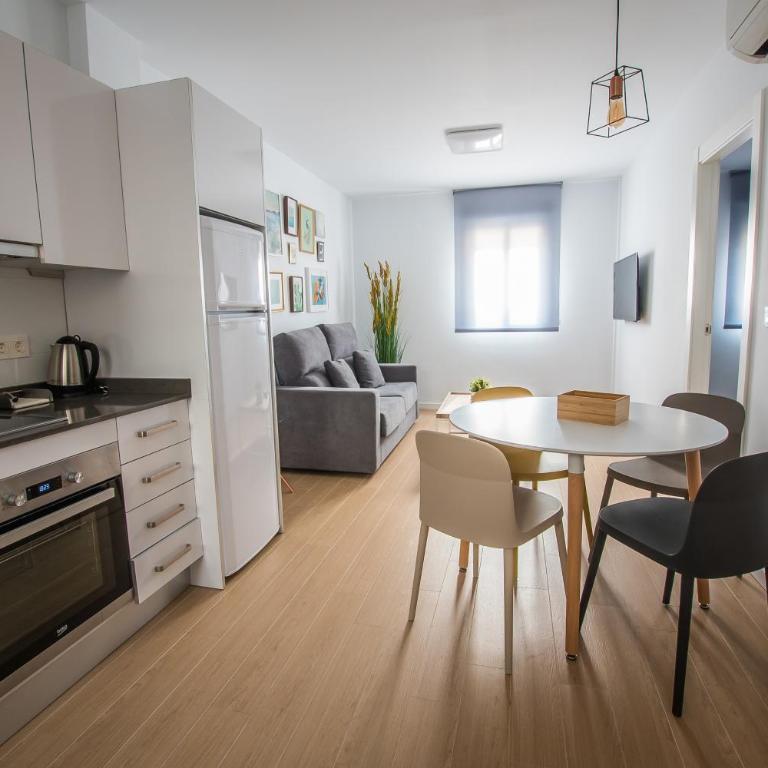 Ibericabeds Granada - Deluxe Apartment - 18