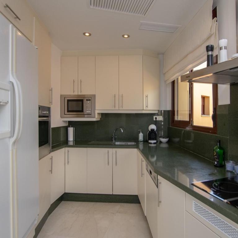 Bellavista Marbella - Stunning Beachside Luxury Penthouse Apartment - Apartamento de 3 dormitorios - 15
