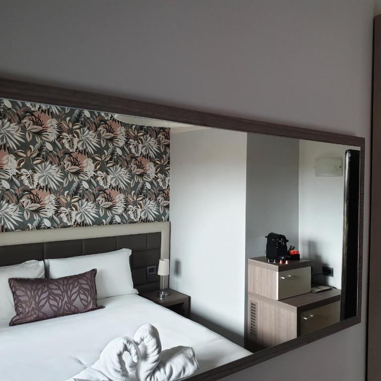 G&G FIRENZE SUITES b&b - Camera Matrimoniale/Doppia con Letti Singoli con Bagno Privato - 9