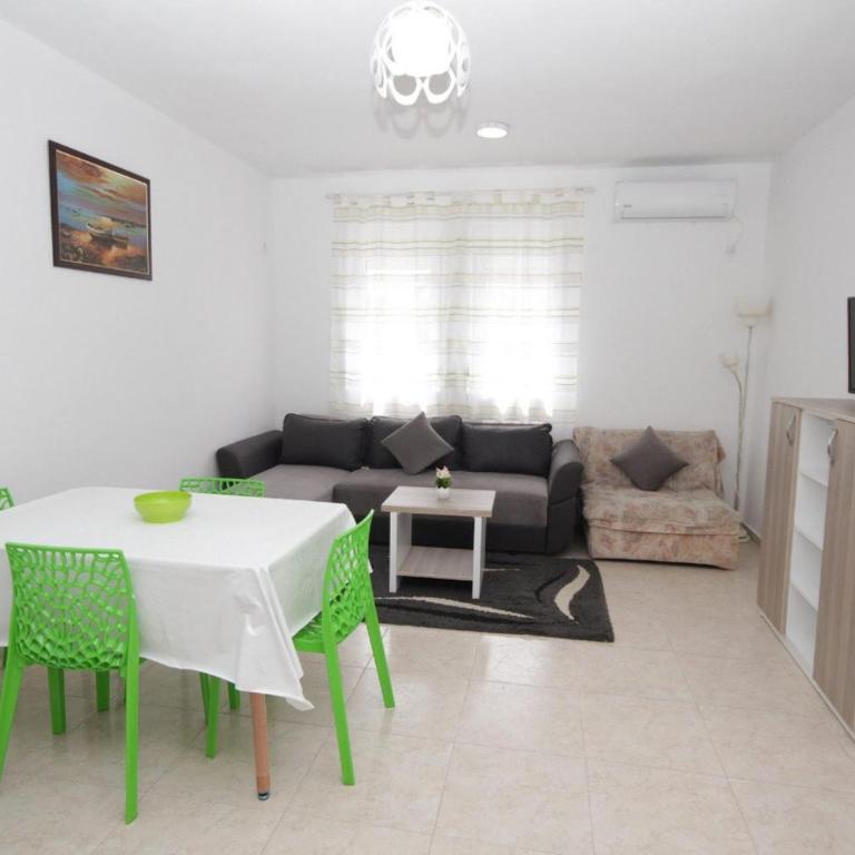Tosic Apartmani - Two-Bedroom Apartment - 11