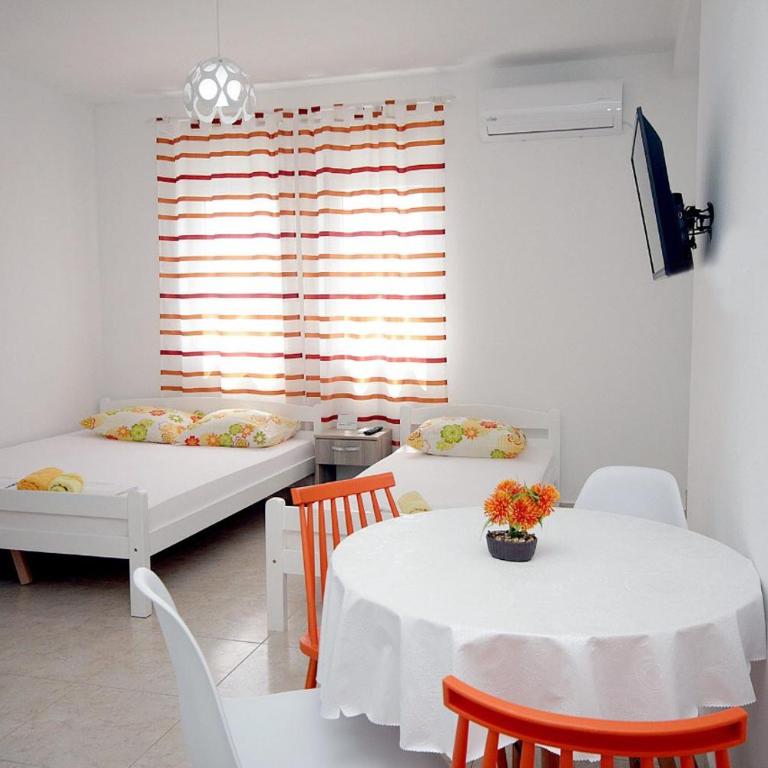 Tosic Apartmani - Standard Studio - 9