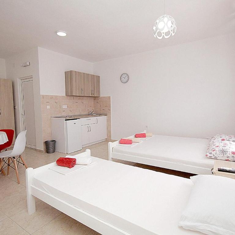 Tosic Apartmani - Family Studio - 4