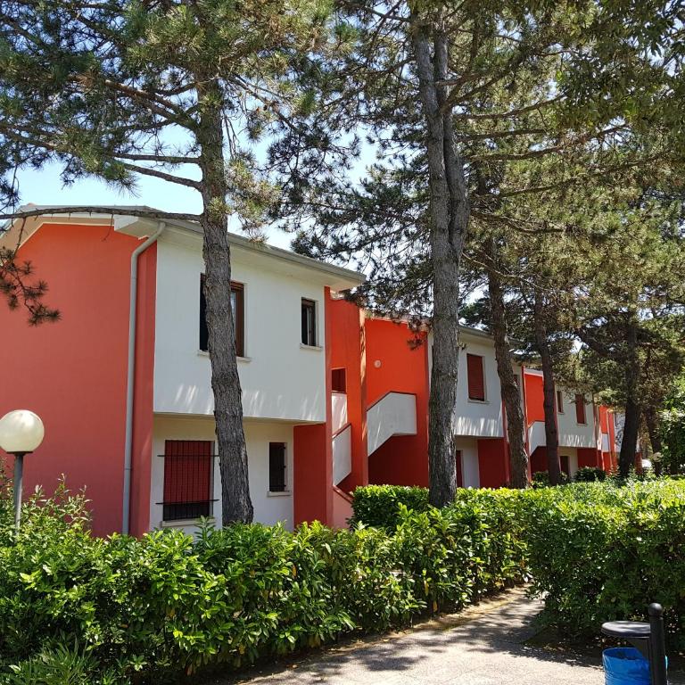 Adriella apartments - Two-Bedroom Apartment with Terrace - 13
