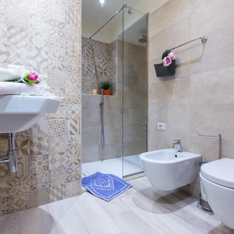 Home Carales - One-Bedroom Apartment - 17