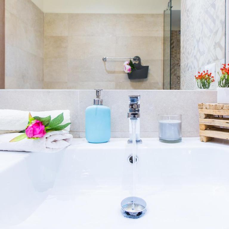 Home Carales - One-Bedroom Apartment - 18