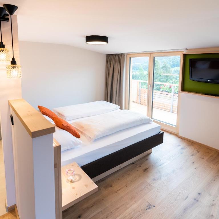 Bio-Berghotel Ifenblick - Doppelzimmer mit Bergblick - 5