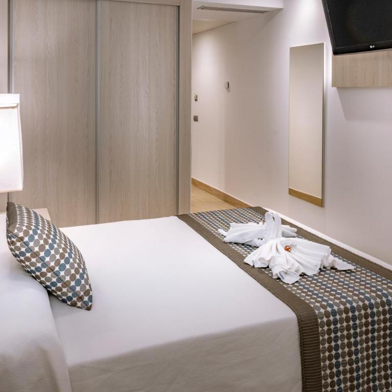 4R Miramar Calafell - Habitación Familiar (4 adultos) - 5