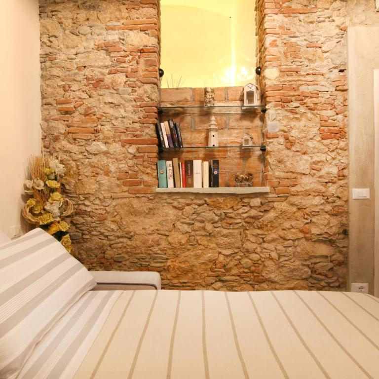 La Piccola Atene Musa centro storico Pietrasanta - Appartement - 32