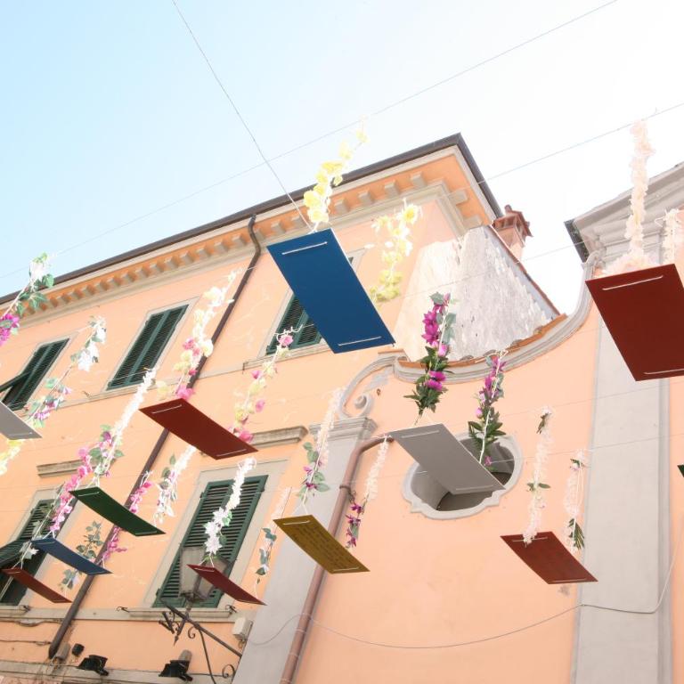 La Piccola Atene Musa centro storico Pietrasanta - Appartement - 48