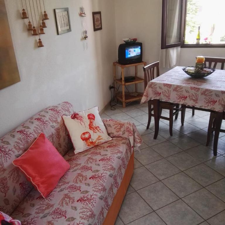 appartamento con vista piscina - Two-Bedroom Apartment - 8