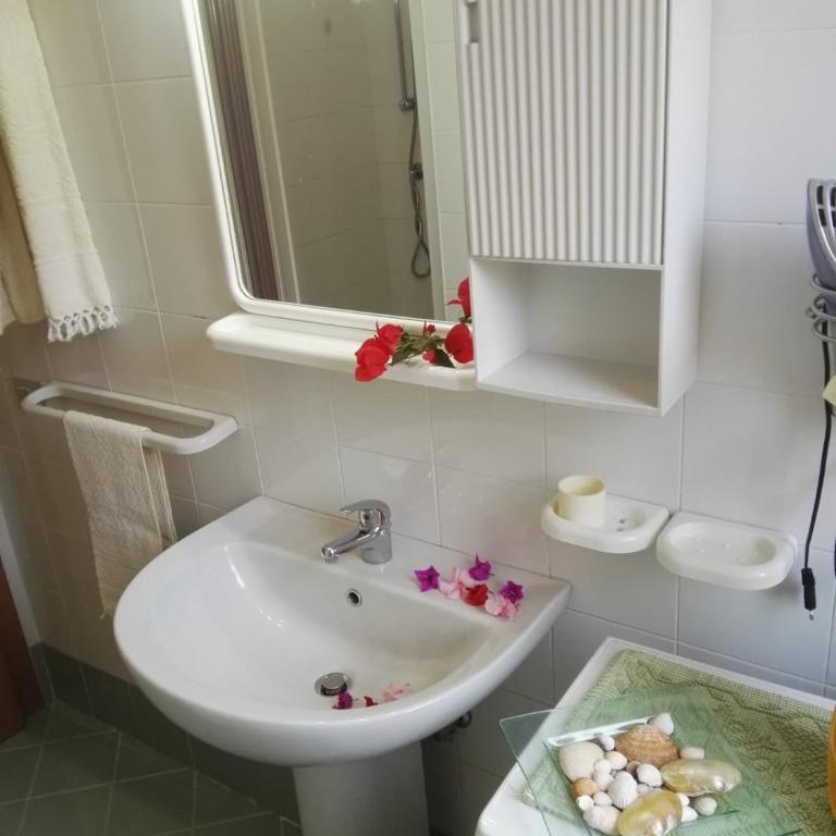 appartamento con vista piscina - Two-Bedroom Apartment - 14