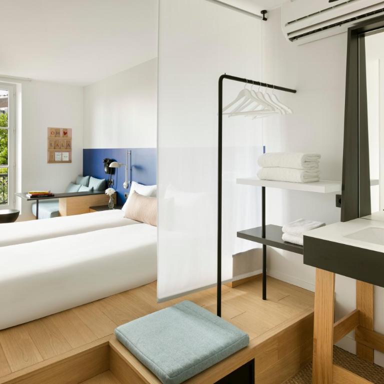 Oh la la ! Hotel Bar Paris Bastille - Single Room without elevator - 4