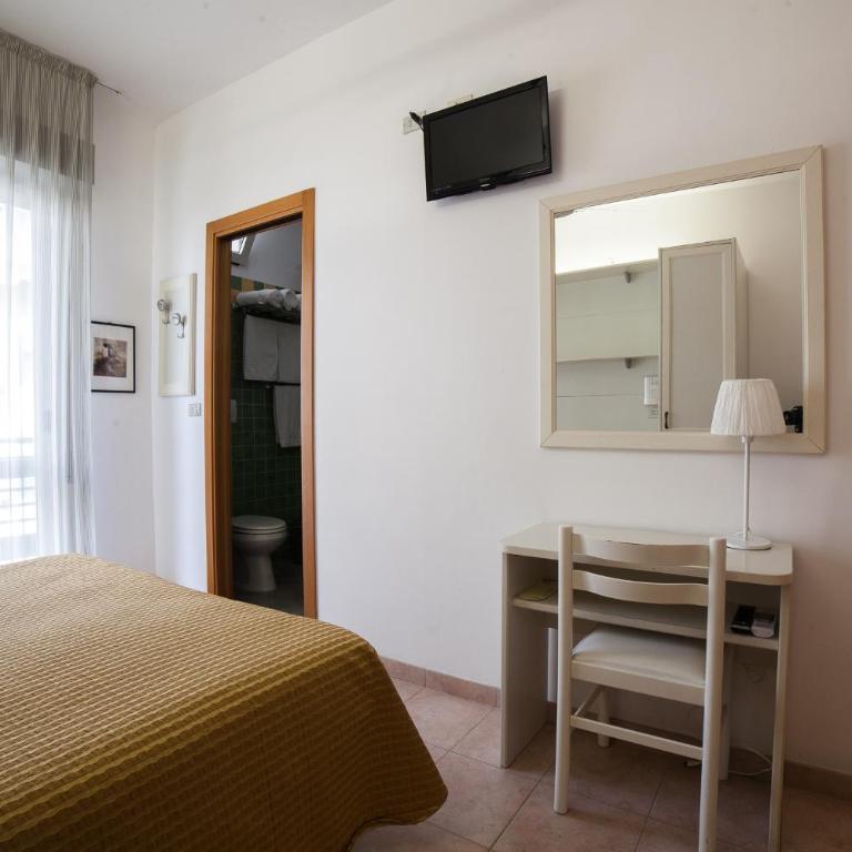 Hotel Plaza - Camera Matrimoniale/Doppia con Letti Singoli - 1