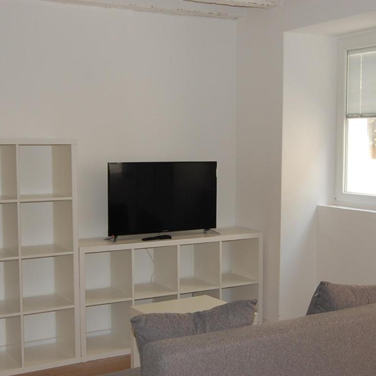 Appartamenti CORRIDONI - Appartamento con 2 Camere da Letto - 13