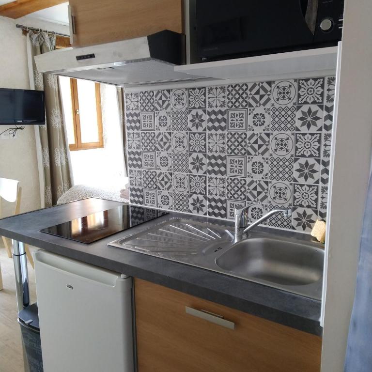 Chez Christine Et Fabrice - Studio Lit Queen-Size - 14
