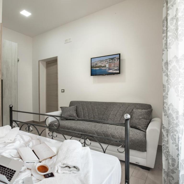 Opera Home Principe Umberto - Camera Queen Superior - 1