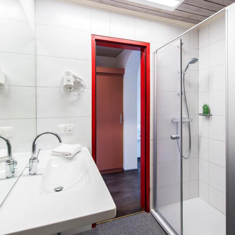 Hotel Aloisia, Hotel Garni - Doppelzimmer mit Balkon - 5