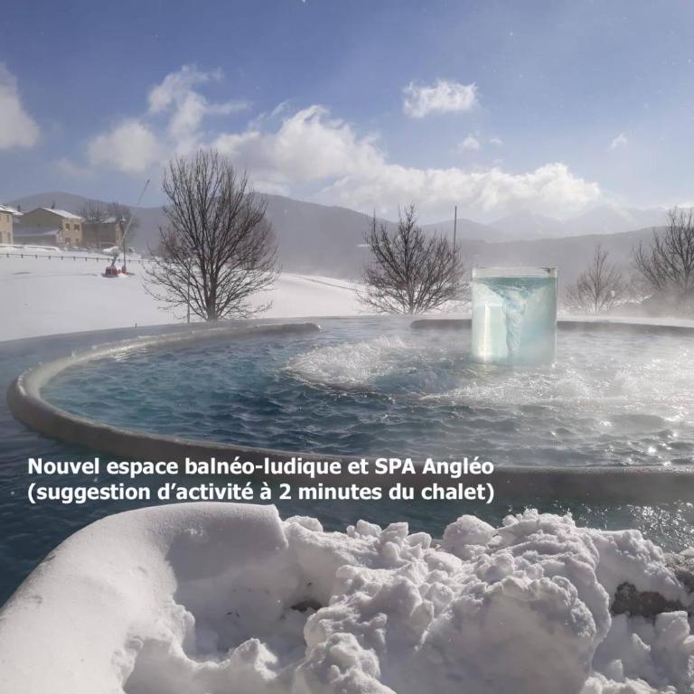 Là-Haut - Two-Bedroom Chalet - 43