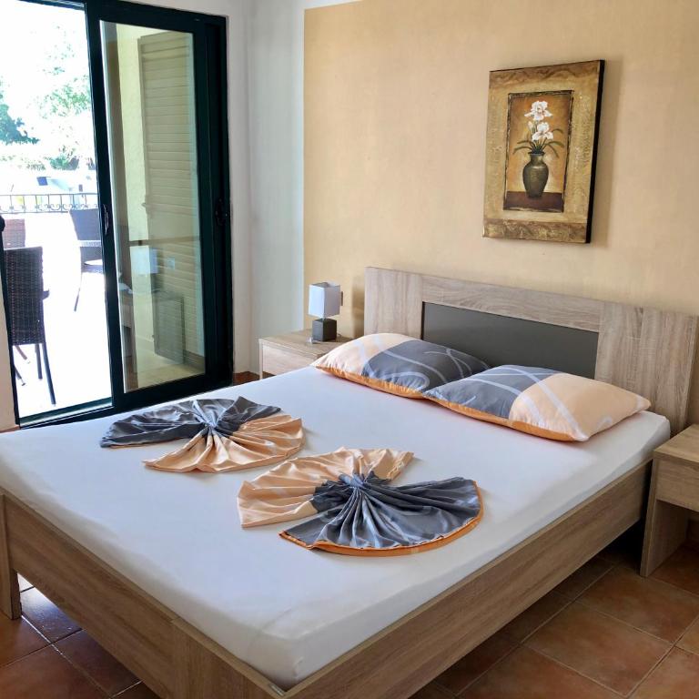 Apartments Lj - Apartman sa Pogledom na Bazen - 5