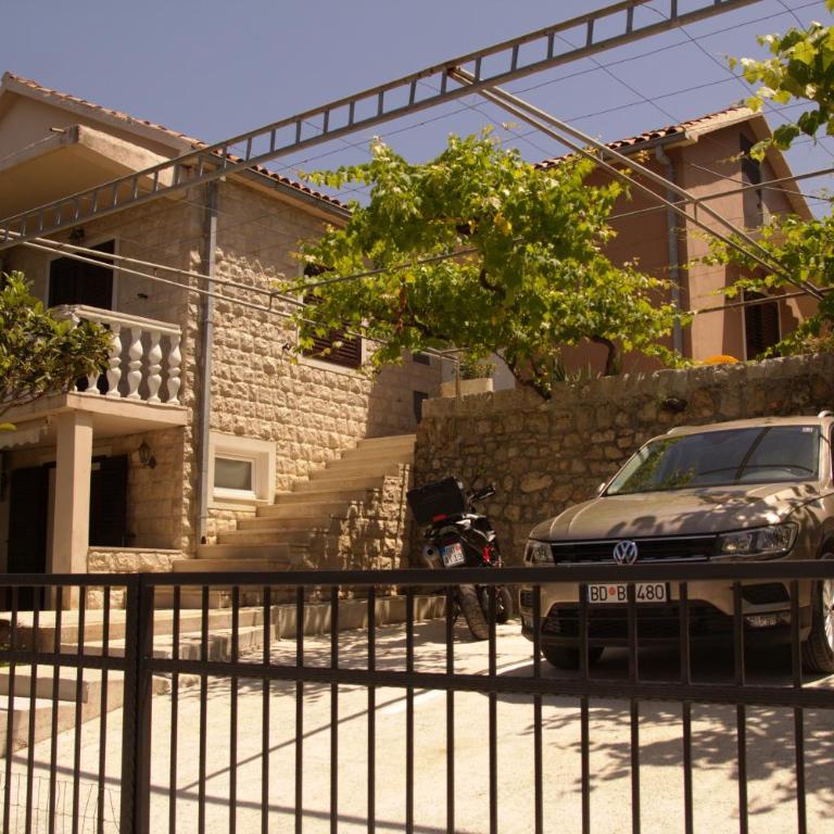 R&B Apartments - Studio sa Terasom - 10