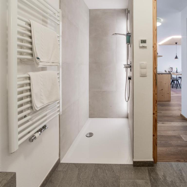 B&B - Rooms&Apartments Oberwiesen - Appartamento con 3 Camere da Letto - 2