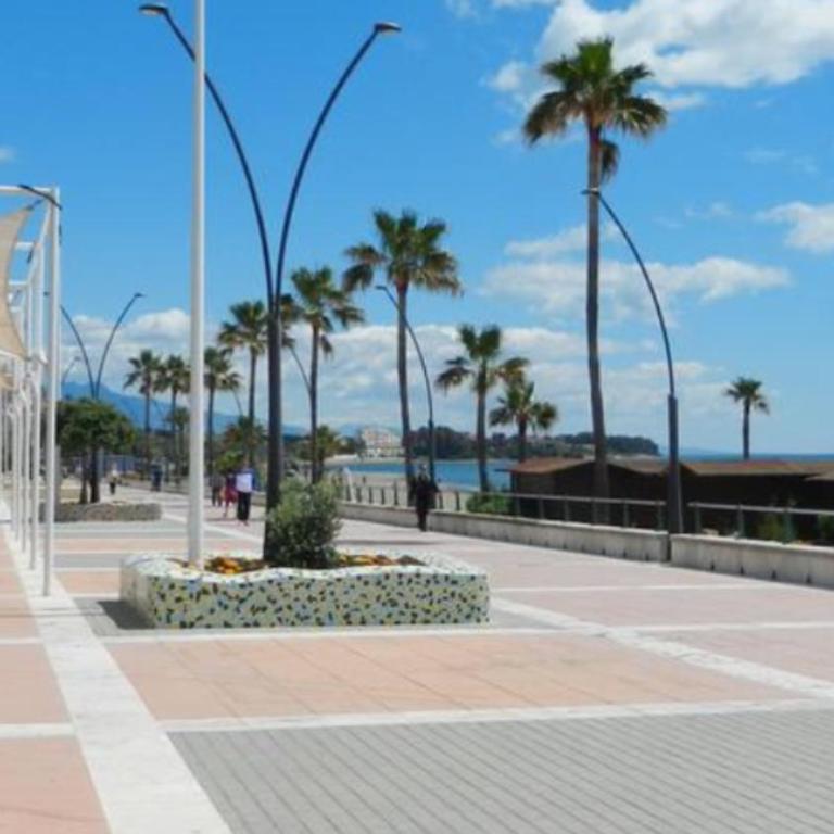 Estepona port - Apartamento con balcón - 8