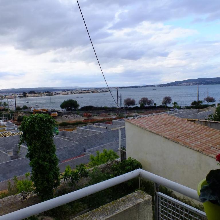 F3 avec parking le dauphin - Appartement 2 Chambres - 11