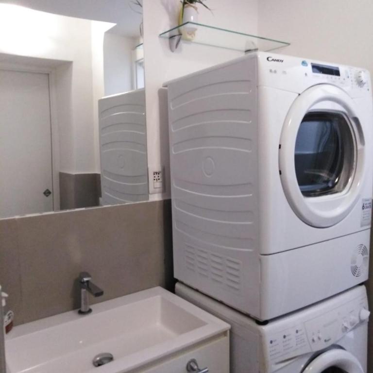 YourStay@Rome Coliseum - Appartamento con 2 Camere da Letto - 23