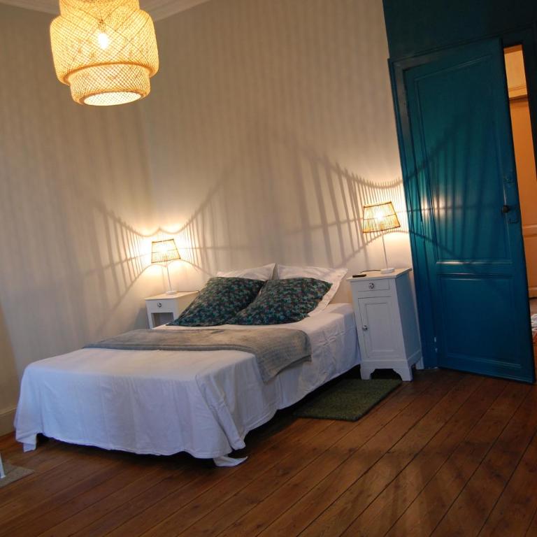 Madeleine Bergerac - Chambre Double - Vue sur Jardin - 10