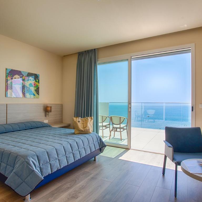Hotel Ancora - Camera Deluxe Matrimoniale/Doppia con Letti Singoli con Vista Mare - 4