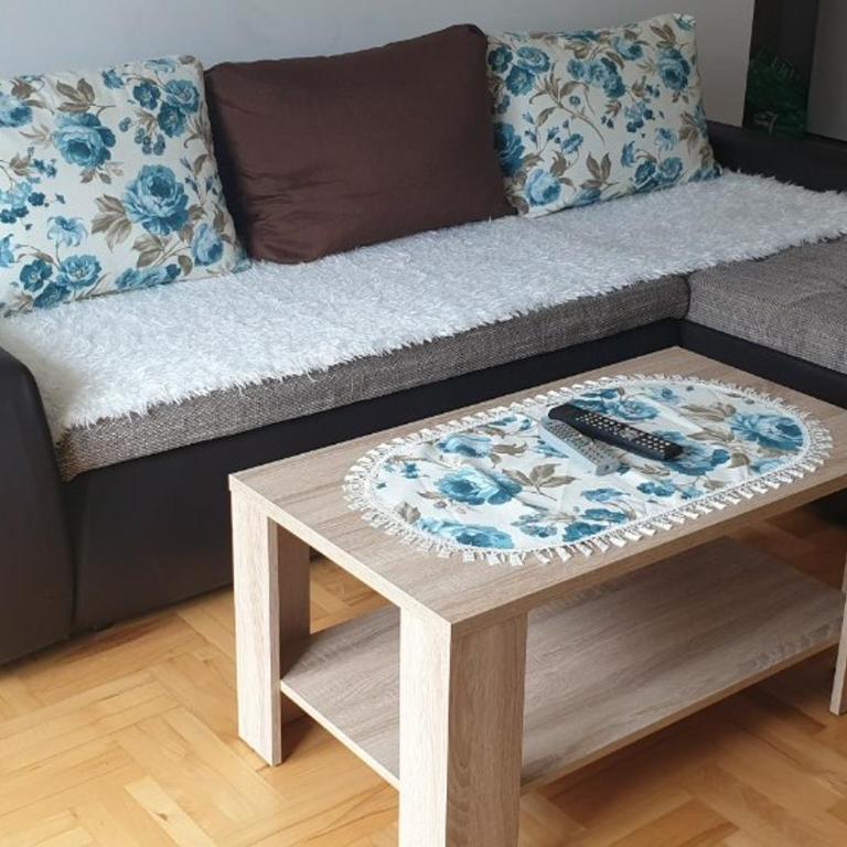 Zazaa apartment - Two-Bedroom Apartment - 2