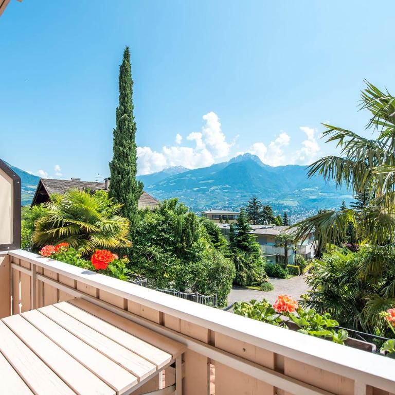Glanzhof Hotel & Apartments - Doppelzimmer mit Balkon - 3