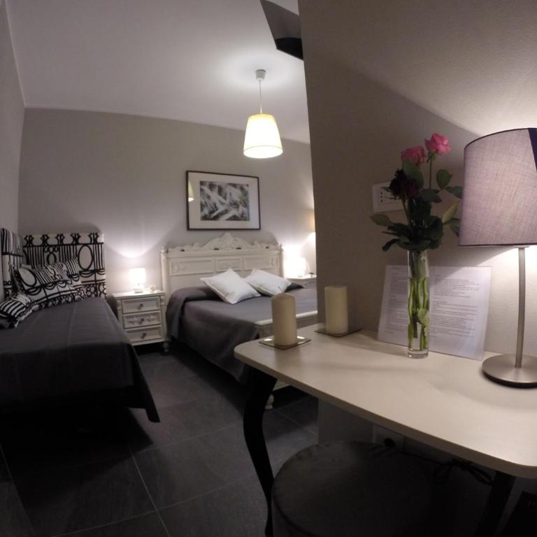 Musica Guest House - Standard Double Room - 2