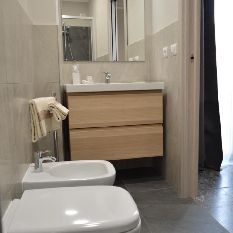 Musica Guest House - Deluxe Queen Room with Two Queen Beds - 4