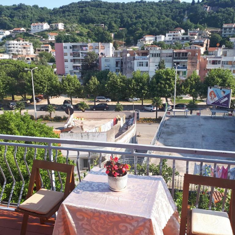 Guesthouse DONA - Double Room with Terrace - 2