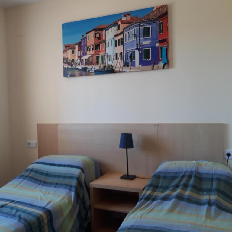 SEMON HOUSE - Three-Bedroom House - 22