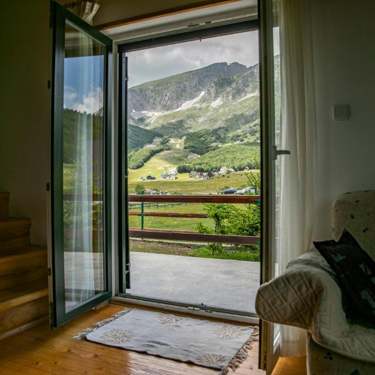 Guest house Holiday - Two-Bedroom House - 29