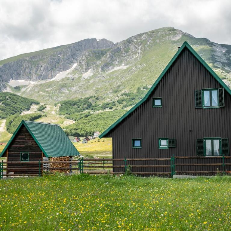 Guest house Holiday - Two-Bedroom House - 26