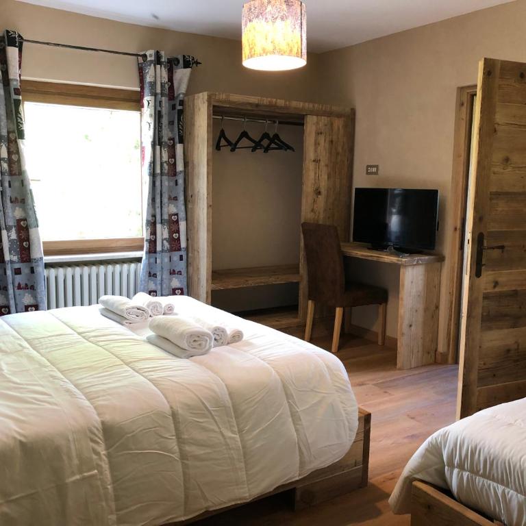Hotel Saint-Barthélemy - Chalet with view - Chambre Triple – Vue sur Montagne - 5