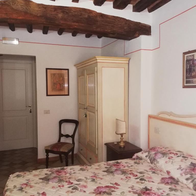 B&B Alle Due Porte - Camera Matrimoniale/Doppia con Letti Singoli - 1
