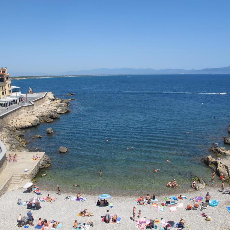 Unique exceptional view & terrace - Studio Apartment with Sea View - 4