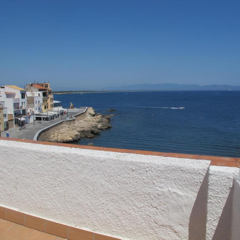 Unique exceptional view & terrace - Studio Apartment with Sea View - 3