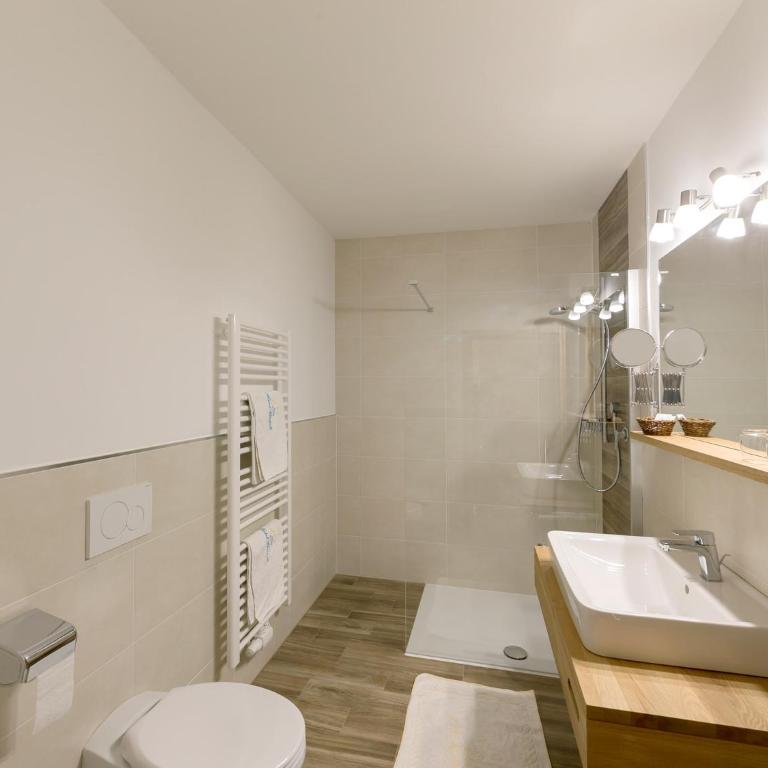 Hotel Kristall - Camera Matrimoniale Comfort - 7