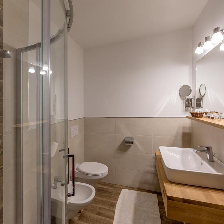 Hotel Kristall - Camera Matrimoniale Comfort - 5