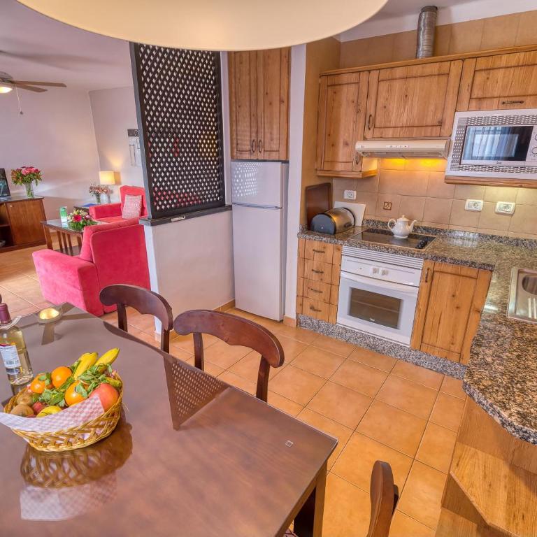 Ona Las Casitas - Two-Bedroom Apartment - 4