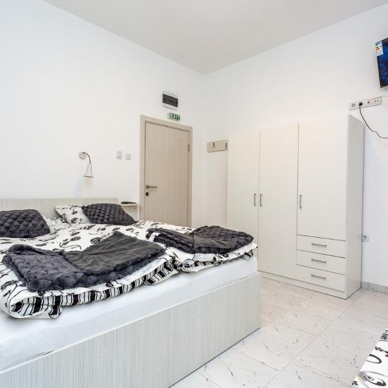 Vila Ćirković - U centru Sokobanje - Deluks Suite sa Bračnim Krevetom (Queen-size) - 10