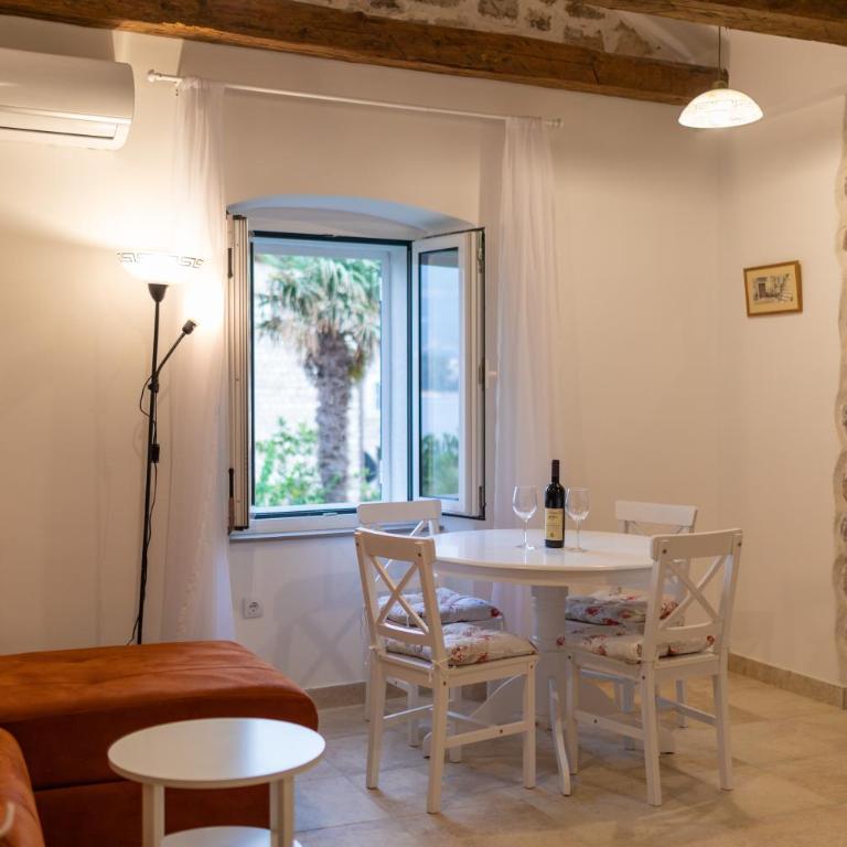 Apartments Trifunovic Old Town - Apartman sa 1 Spavaćom Sobom - 10