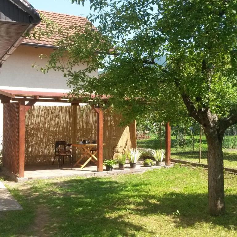 Apartments and rooms Villa Mačva - Banja Koviljača - Apartman - Prizemlje - 22