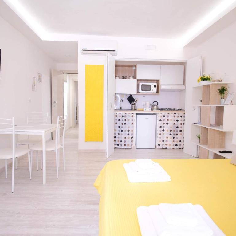 Charme & Chic Studios - Bari Centro - Appartamento Monolocale - 9