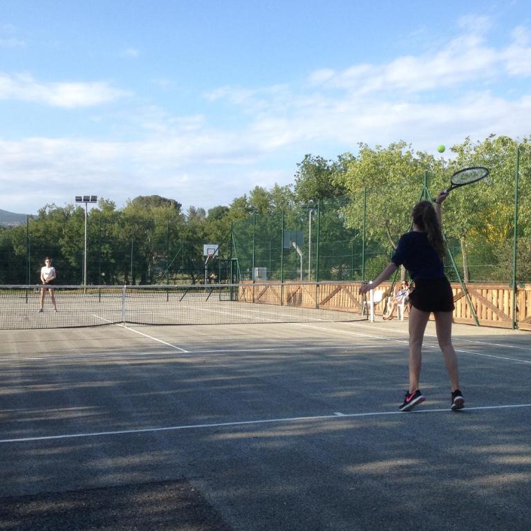Mountain View Mobile Home in Roquebrune-sur-Argens, France - Mobile Home - 11